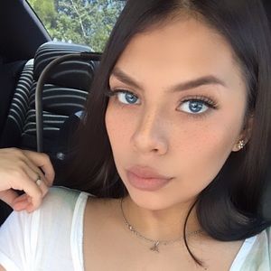 Meet your Posher, Lizbeth
